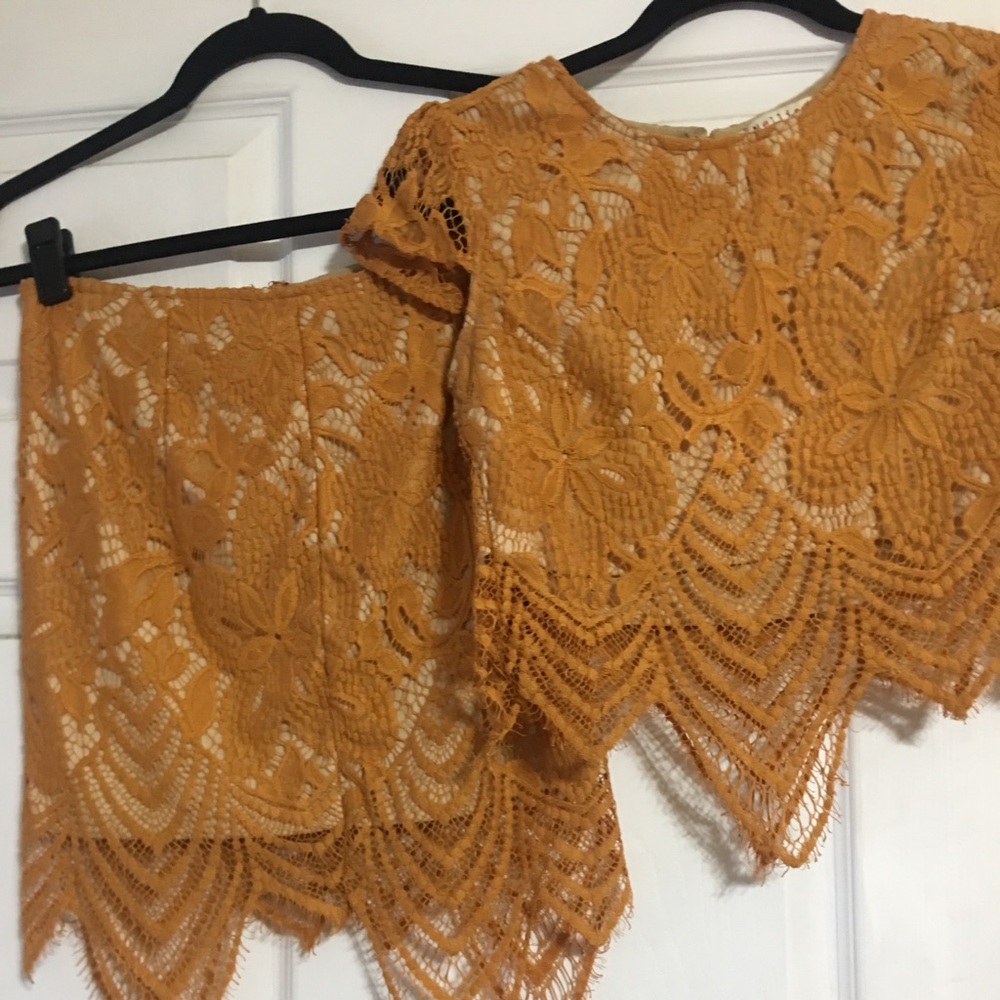 2 piece set from M for Mendocino